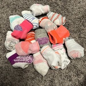16 pair of baby socks